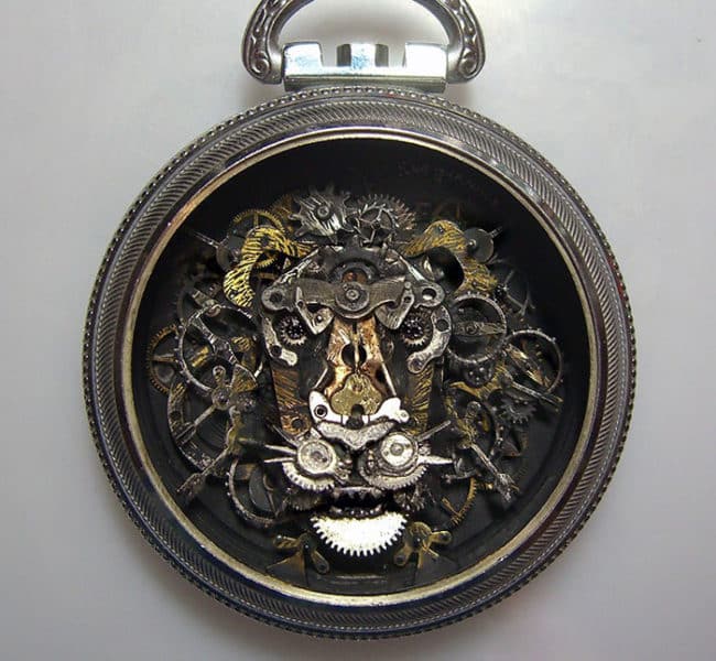 Old_Watch_Parts_Recycled_Into_Steampunk_Sculptures_By_Susan_Beatrice2