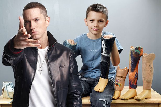 MAIN-PAY-Eminem-responds-to-10-year-old-fan-Teejay-Stainers-Slim-Shady-prosthetic-legs