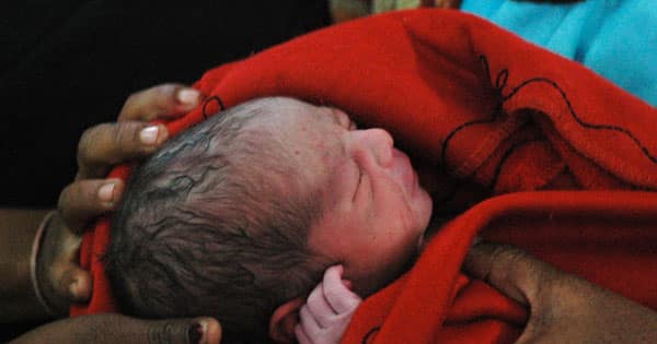 INDIA_BABY_BORN_WITH_SEVEN_TESTICLES_CELEBRATED_AS_LIVING_GOD