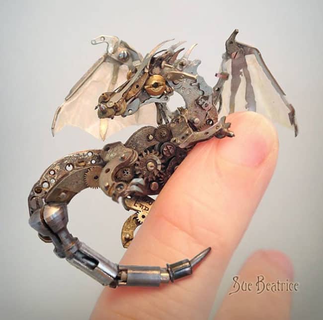 Old_Watch_Parts_Recycled_Into_Steampunk_Sculptures_By_Susan_Beatrice